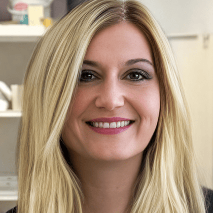 Photo de Marion Arcenciel, autrice jeunesse